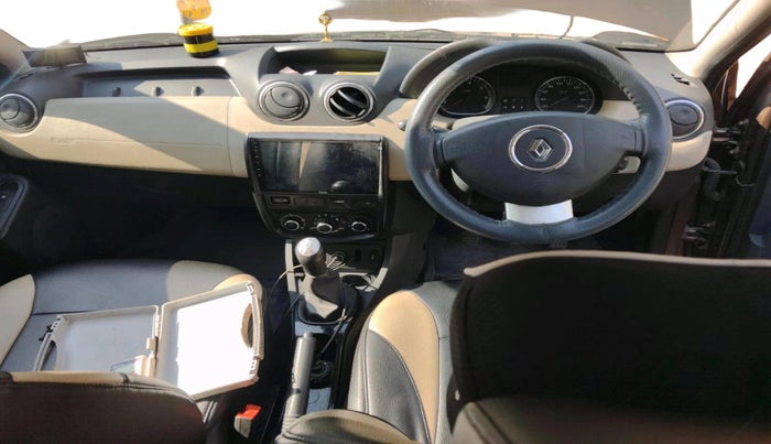 2014 Renault Duster 85 PS RXL DIESEL, Diesel, Manual, 1,26,508 km, interior