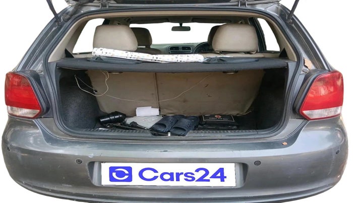 2011 Volkswagen Polo HIGHLINE 1.6L, Petrol, Manual, 87,077 km, exterior