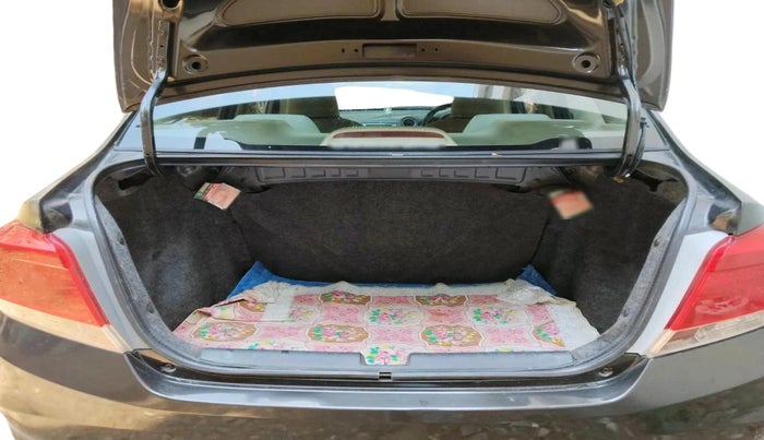 2015 Honda Amaze 1.2L I-VTEC S, Petrol, Manual, 1,43,609 km, exterior