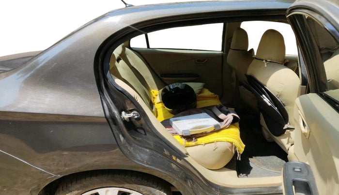 2015 Honda Amaze 1.2L I-VTEC S, Petrol, Manual, 1,43,609 km, interior