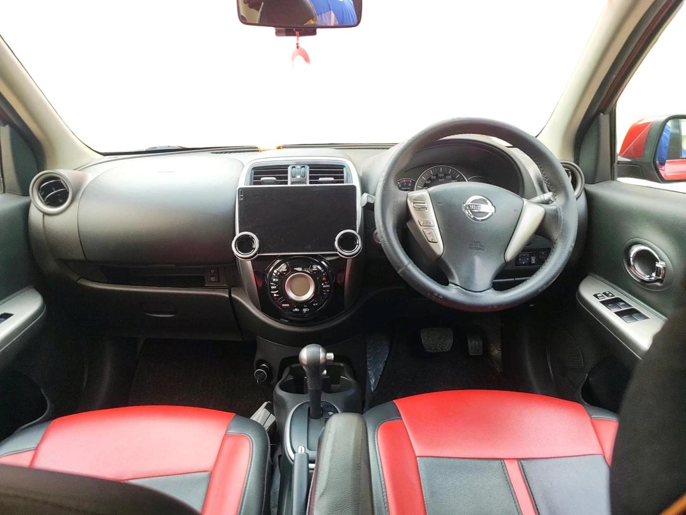 2016 Nissan Micra XV CVT, Petrol, Automatic, 46,465 km, interior
