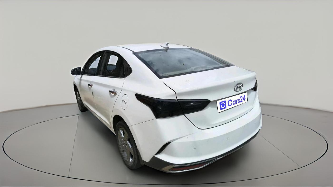 2022 Hyundai Verna SX 1.5 VTVT, Petrol, Manual, 79,081 km, exterior