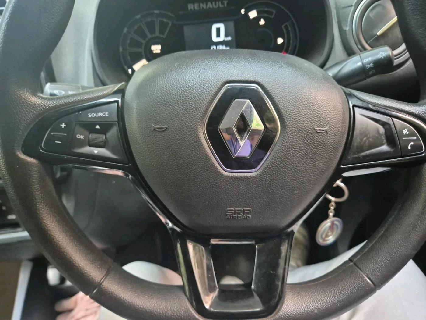 2023 Renault Kwid RXT 1.0, Petrol, Manual, 17,134 km, interior