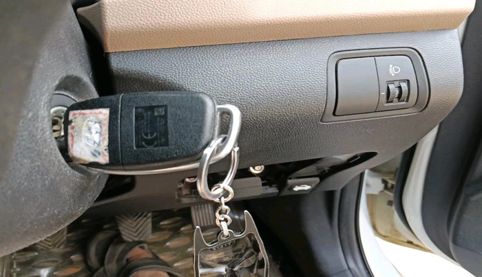 2017 Hyundai Elite i20 ASTA 1.2, Petrol, Manual, 33,055 km, interior