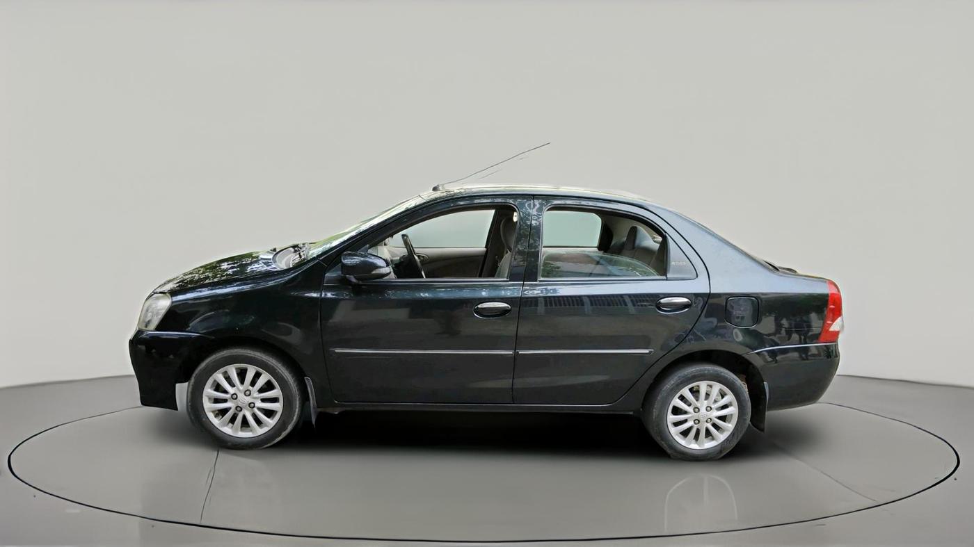 2013 Toyota Etios V, Petrol, Manual, 73,300 km, exterior
