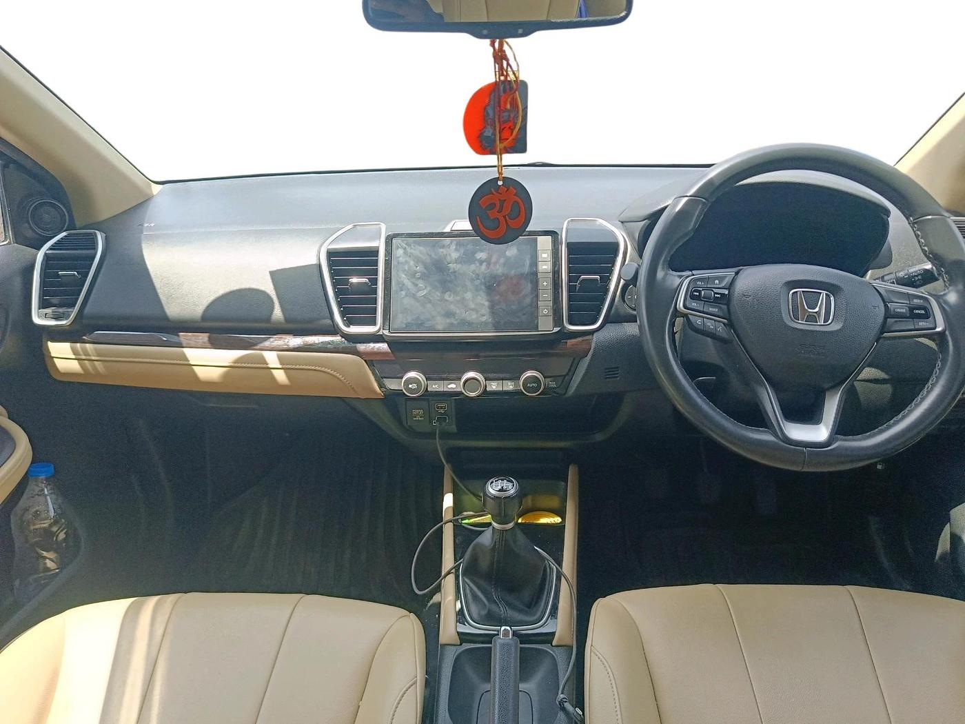 2022 Honda City 1.5L I-VTEC ZX, Petrol, Manual, 36,484 km, interior