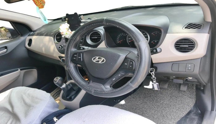 2015 Hyundai Grand i10 SPORTZ 1.2 KAPPA VTVT, Petrol, Manual, 71,386 km, interior