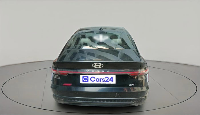 2024 Hyundai Verna SX(O) 1.5 MPI IVT , Petrol, Automatic, 9,953 km, exterior