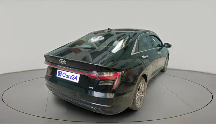 2024 Hyundai Verna SX(O) 1.5 MPI IVT , Petrol, Automatic, 9,953 km, exterior