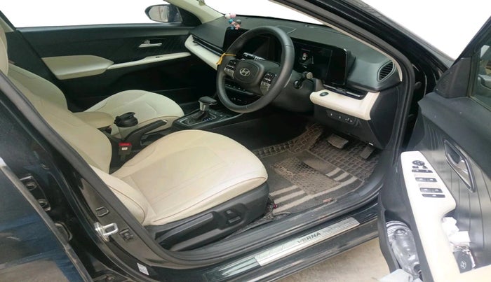 2024 Hyundai Verna SX(O) 1.5 MPI IVT , Petrol, Automatic, 9,953 km, interior