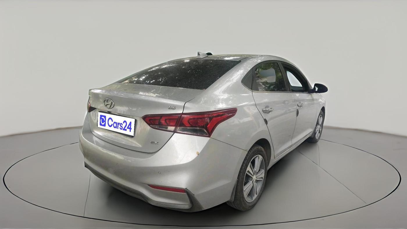 2017 Hyundai Verna 1.6 VTVT SX O, Petrol, Manual, 69,938 km, exterior