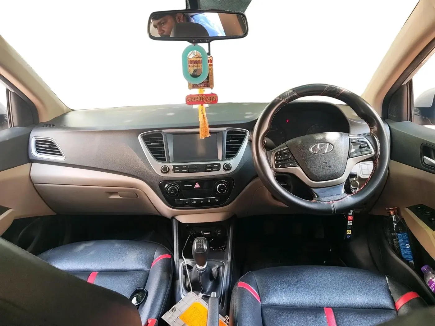 2018 Hyundai Verna 1.6 VTVT SX, Petrol, Manual, 1,04,249 km, interior