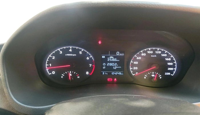 2018 Hyundai Verna 1.6 VTVT SX, Petrol, Manual, 1,04,249 km, interior