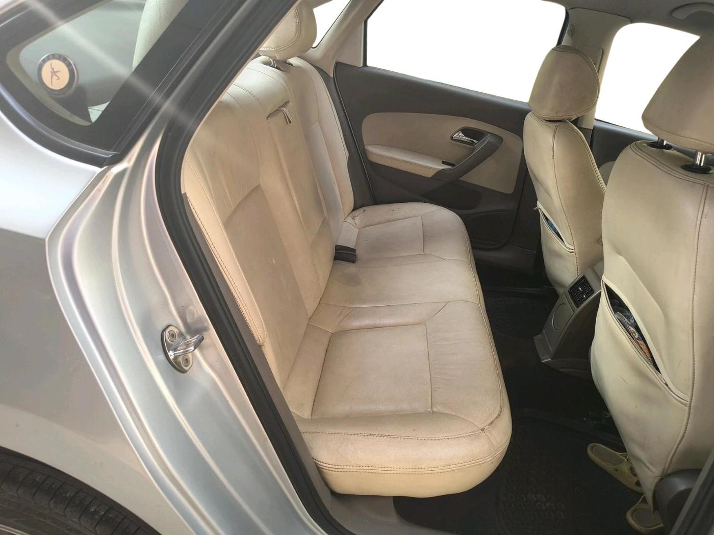 2012 Skoda Rapid ELEGANCE 1.6 TDI CR MT, Diesel, Manual, 1,20,643 km, interior
