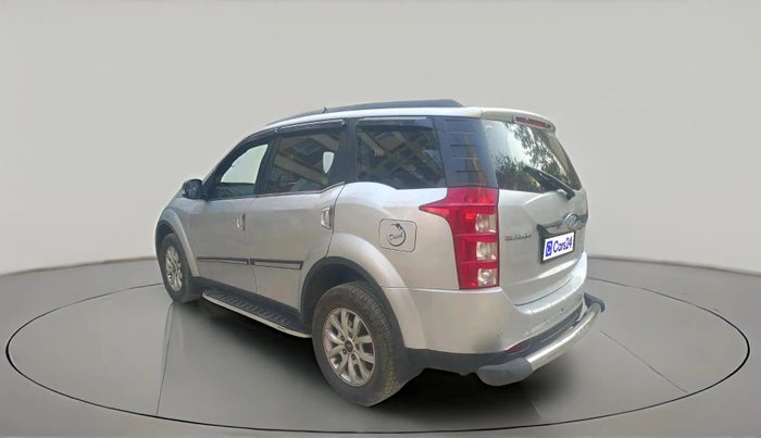 2017 Mahindra XUV500 W10 AT, Diesel, Automatic, 46,440 km, exterior