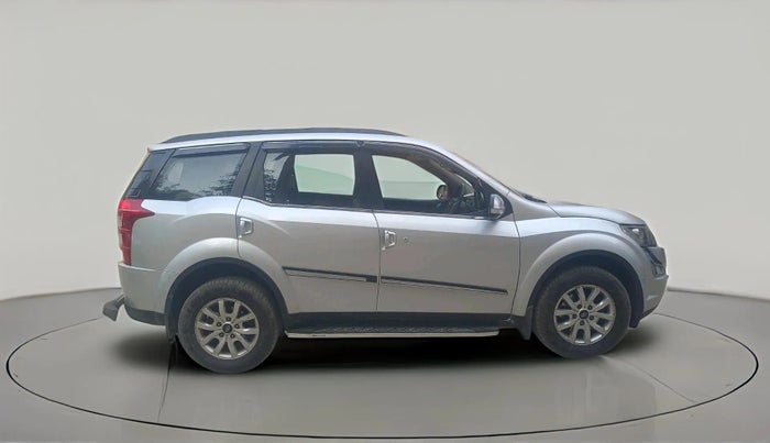 2017 Mahindra XUV500 W10 AT, Diesel, Automatic, 46,440 km, exterior