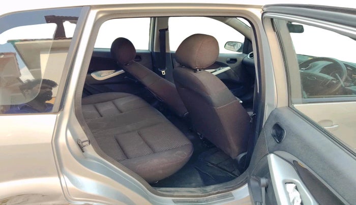 2011 Ford Figo TITANIUM 1.4 DIESEL, Diesel, Manual, 89,154 km, interior