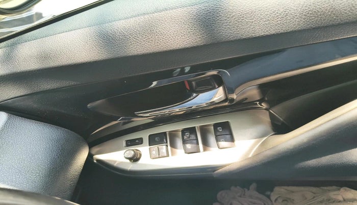 2016 Toyota Innova Crysta 2.4 ZX 7 STR, Diesel, Manual, 1,46,266 km, interior