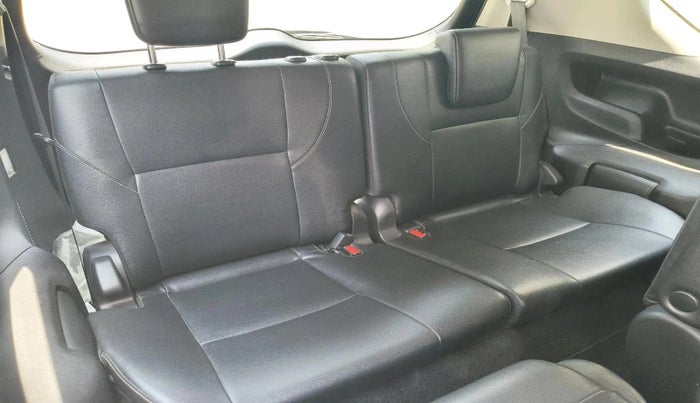 2016 Toyota Innova Crysta 2.4 ZX 7 STR, Diesel, Manual, 1,46,266 km, interior