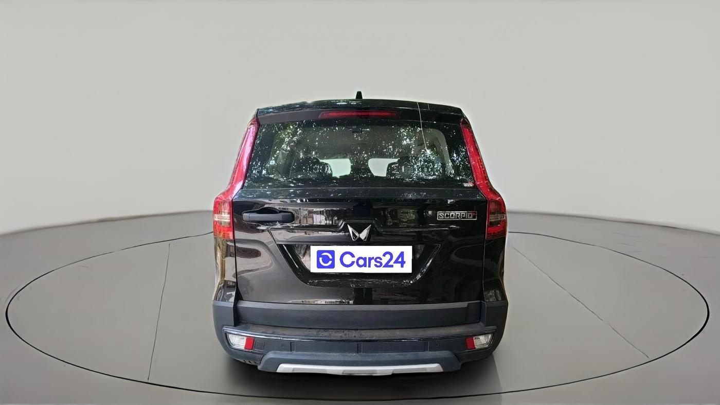 2025 Mahindra SCORPIO-N Z2 PETROL MT 7 STR, Petrol, Manual, 2,101 km, exterior