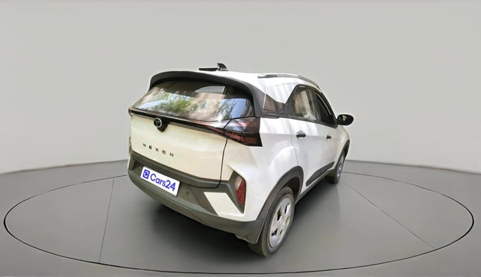 2024 Tata NEXON Pure 1.5 Revotorq 6AMT, Diesel, Automatic, 29,000 km, exterior
