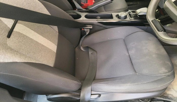 2024 Tata NEXON Pure 1.5 Revotorq 6AMT, Diesel, Automatic, 29,000 km, interior