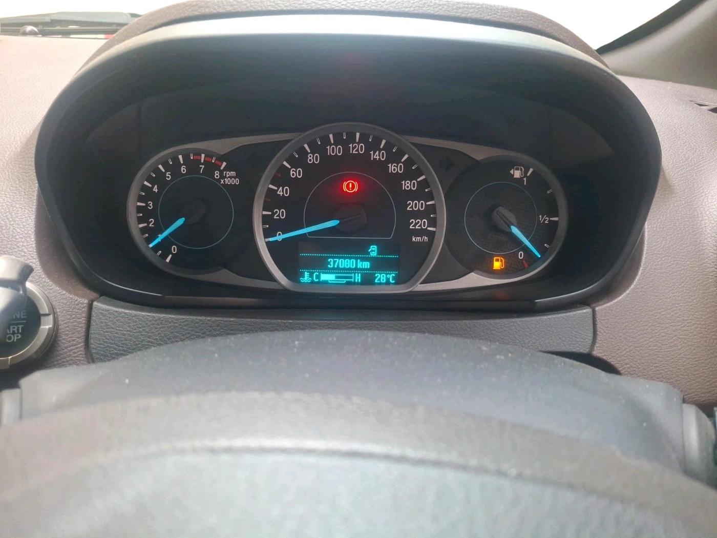 2019 Ford FREESTYLE TITANIUM 1.2 PETROL, Petrol, Manual, 37,080 km, interior