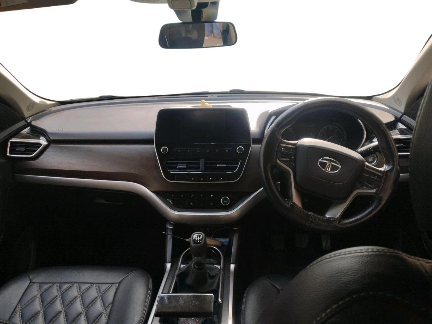 2021 Tata Harrier XT 2.0L KRYOTEC, Diesel, Manual, 53,521 km, interior
