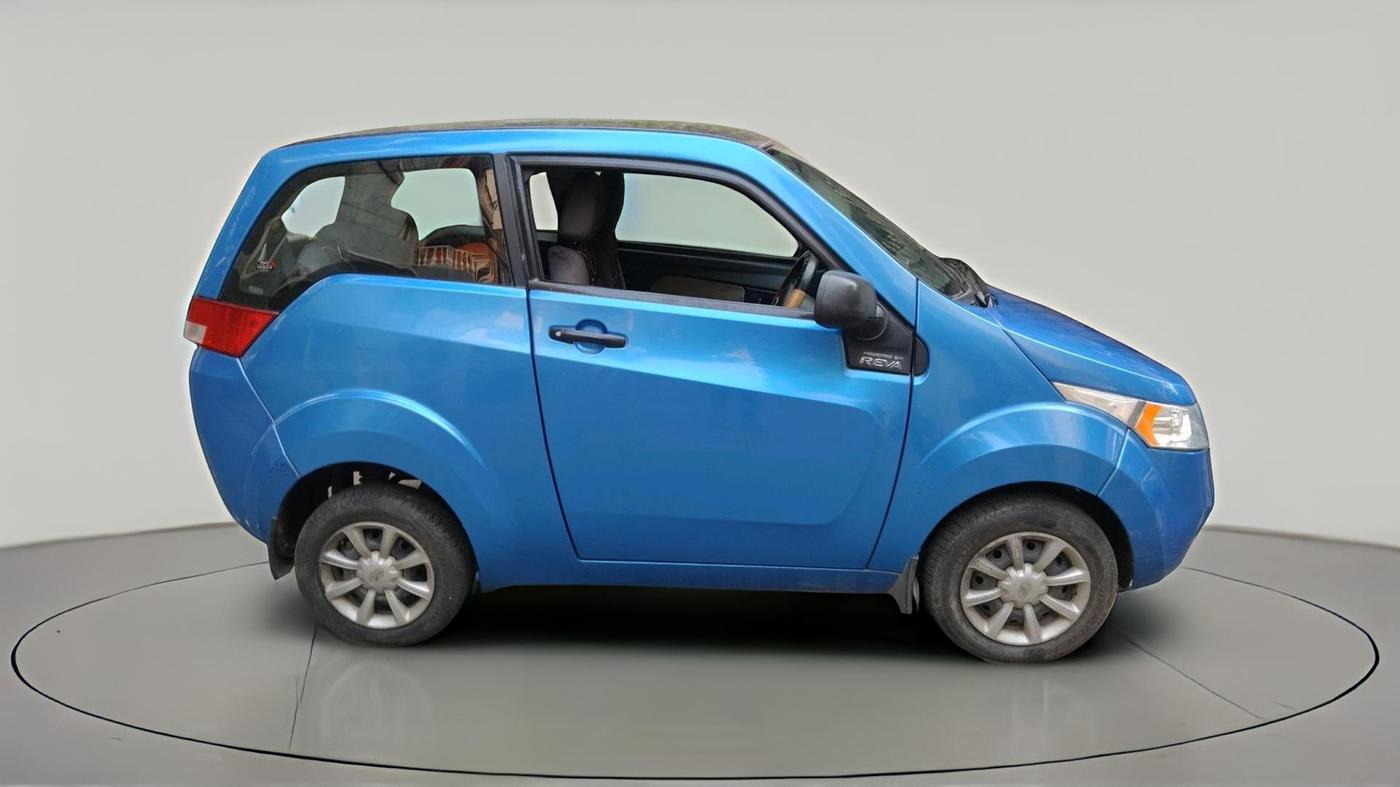 2014 Mahindra E2O T2, Electric, Automatic, 55,000 km, exterior