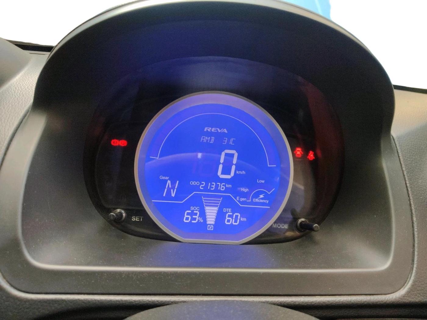 2014 Mahindra E2O T2, Electric, Automatic, 55,000 km, interior