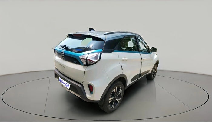 2023 Tata NEXON EV XZ PLUS LUX, Electric, Automatic, 26,269 km, exterior