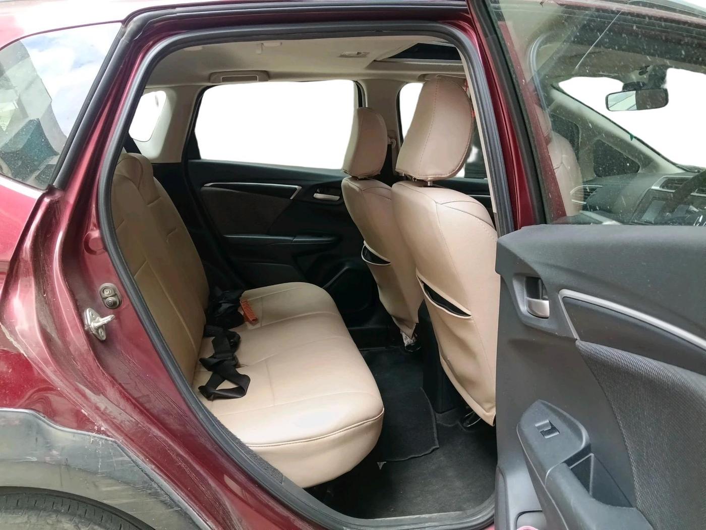 2017 Honda WR-V 1.5L I-DTEC VX MT, Diesel, Manual, 1,05,636 km, interior