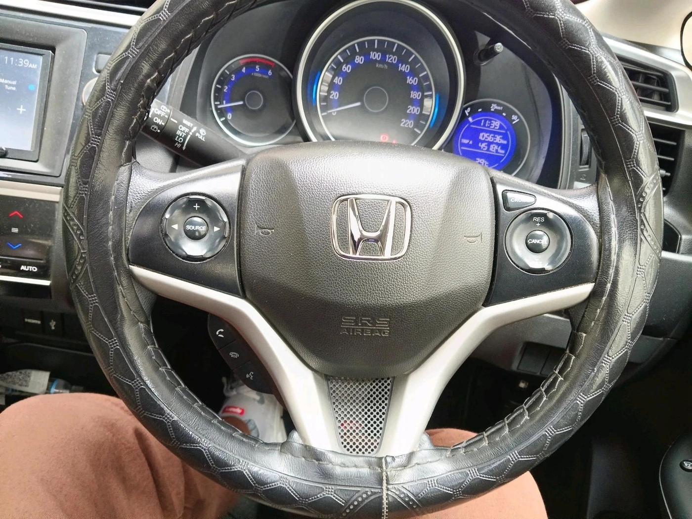 2017 Honda WR-V 1.5L I-DTEC VX MT, Diesel, Manual, 1,05,636 km, interior
