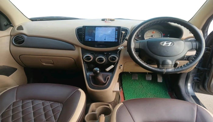 2010 Hyundai i10 MAGNA 1.1, Petrol, Manual, 68,134 km, interior