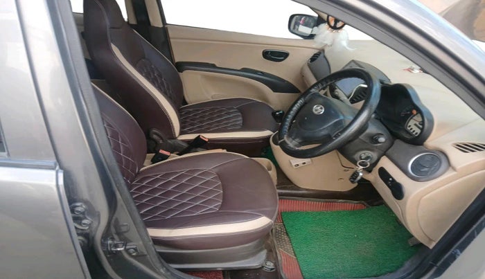 2010 Hyundai i10 MAGNA 1.1, Petrol, Manual, 68,134 km, interior