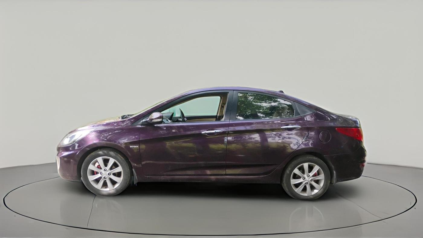 2012 Hyundai Verna FLUIDIC 1.6 VTVT SX, CNG, Manual, 1,58,574 km, exterior