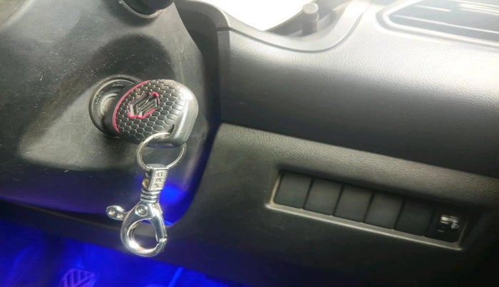 2018 Maruti Swift VDI, Diesel, Manual, 1,50,584 km, interior