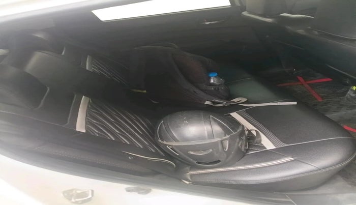 2018 Maruti Swift VDI, Diesel, Manual, 1,50,584 km, interior