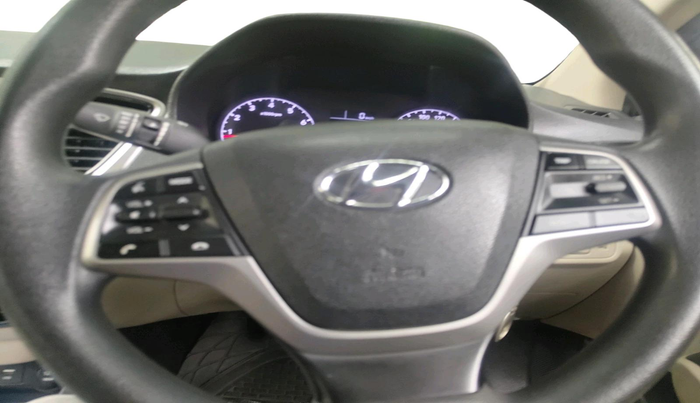 2017 Hyundai Verna 1.6 VTVT SX, Petrol, Manual, 76,666 km, interior