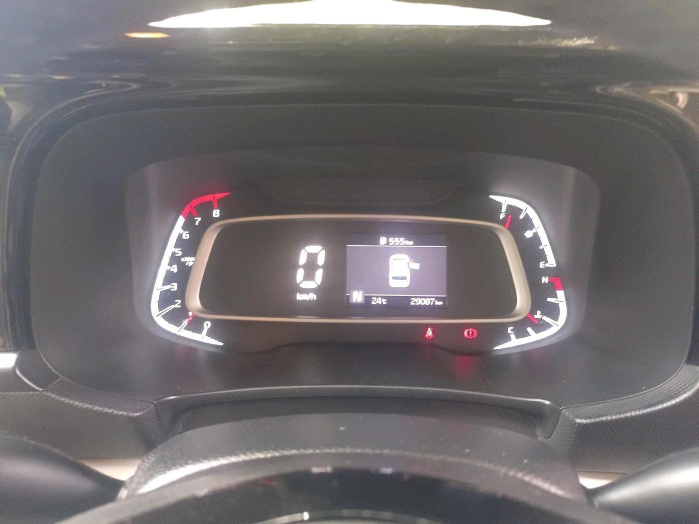 2021 KIA SONET HTX 1.0 IMT, Petrol, Manual, 29,087 km, interior