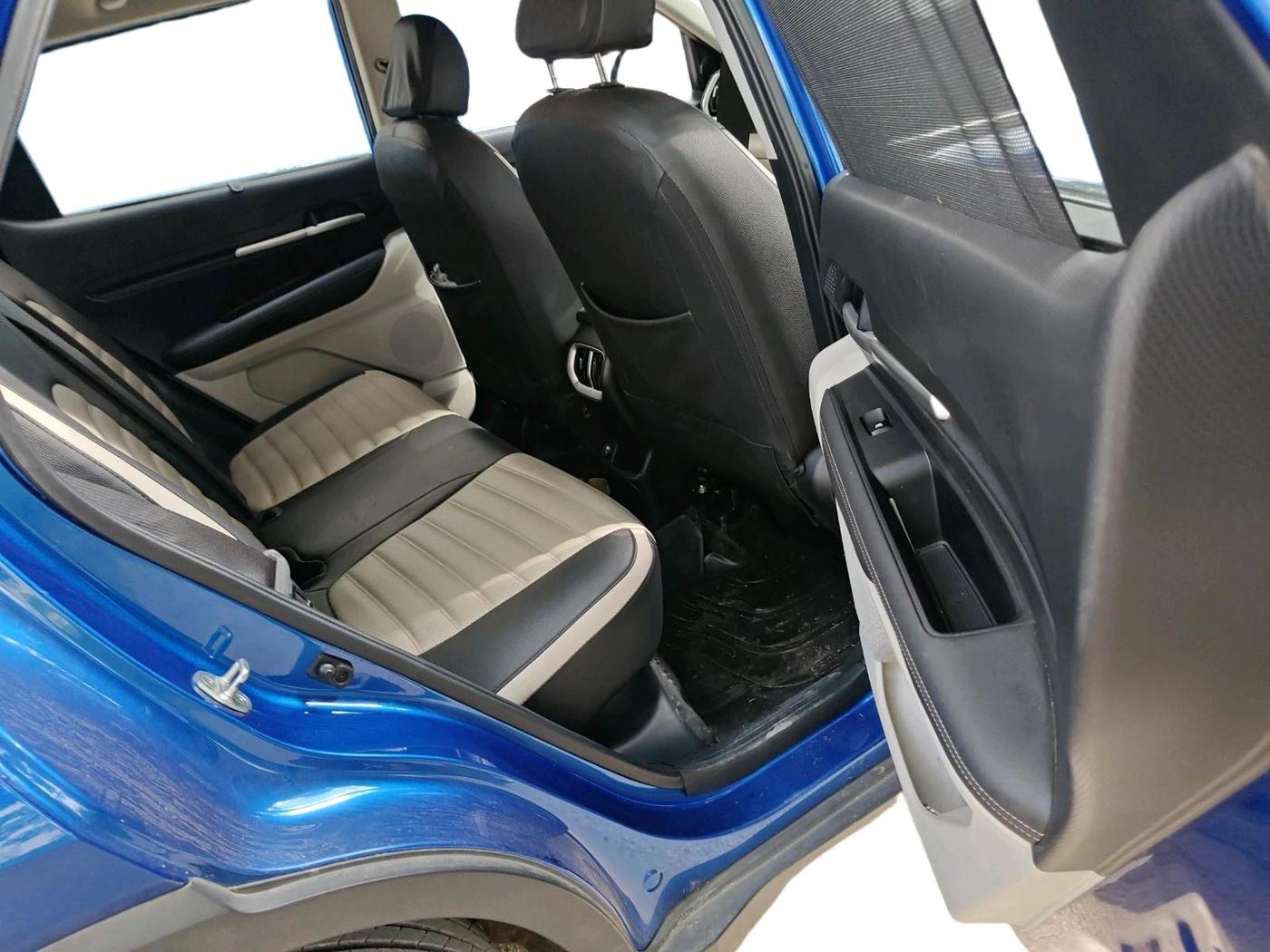 2021 KIA SONET HTX 1.0 IMT, Petrol, Manual, 29,087 km, interior