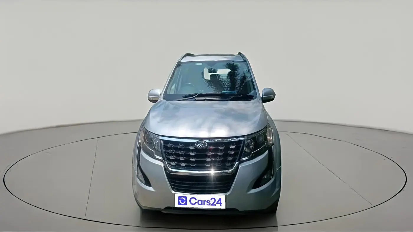 2018 Mahindra XUV500 W11 AT, Diesel, Automatic, 77,142 km, exterior
