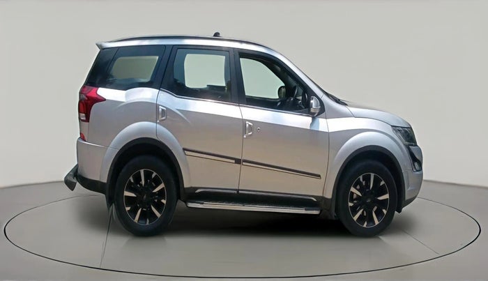 2018 Mahindra XUV500 W11 AT, Diesel, Automatic, 77,142 km, exterior