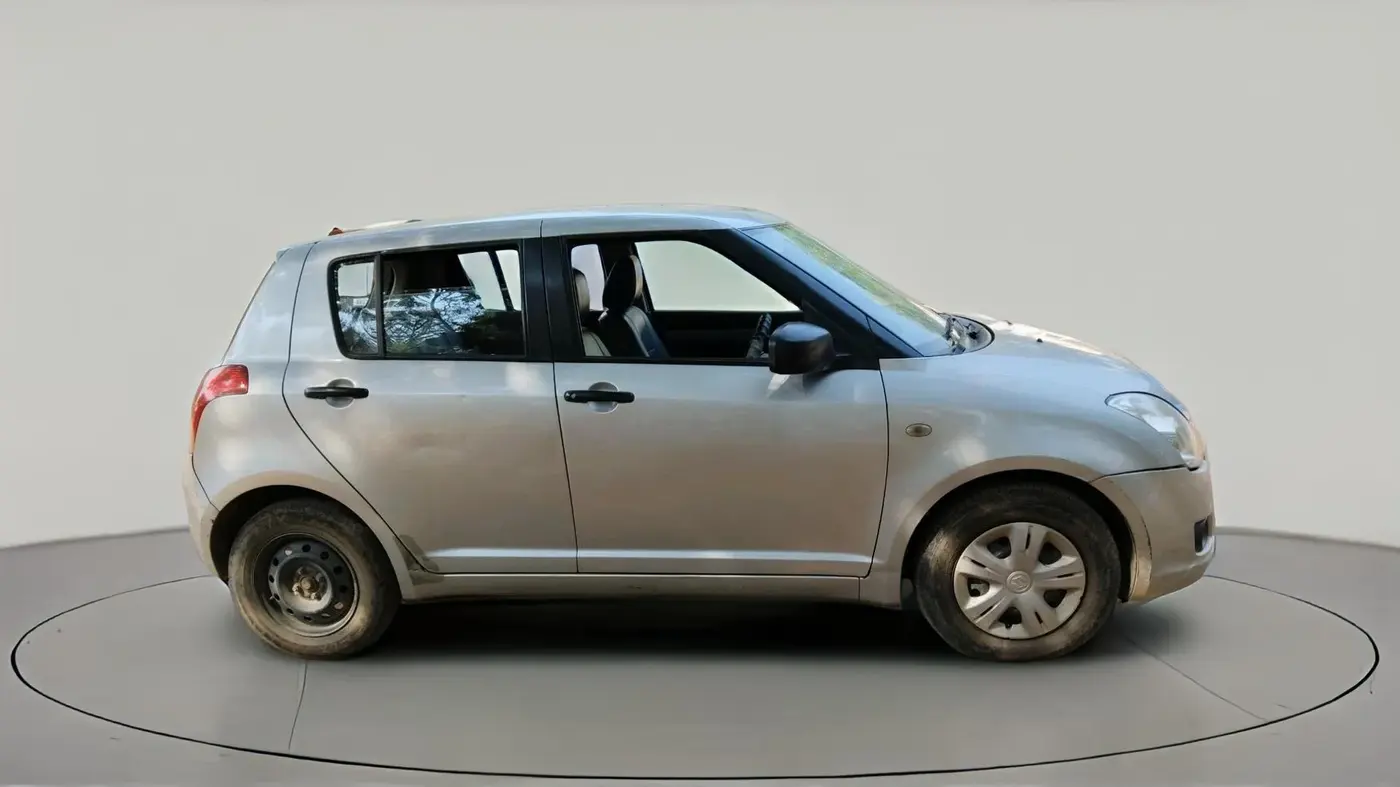 2009 Maruti Swift VXI 1.3, Petrol, Manual, 1,36,052 km, exterior