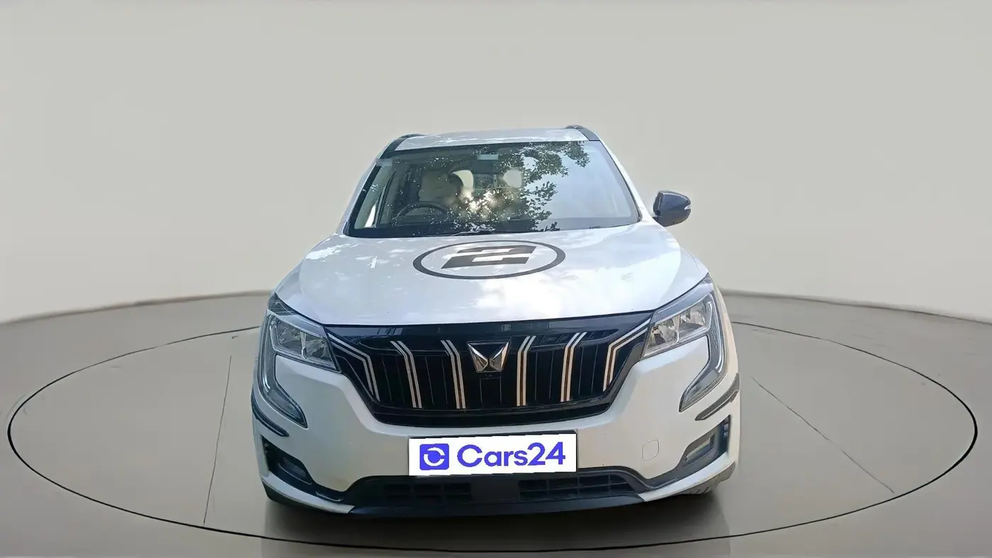 2022 Mahindra XUV700 MX D MT 5 STR, Diesel, Manual, 70,259 km, exterior