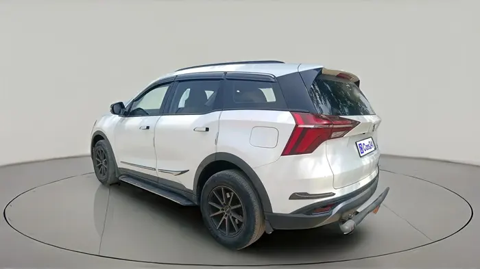 2022 Mahindra XUV700 MX D MT 5 STR, Diesel, Manual, 70,259 km, exterior
