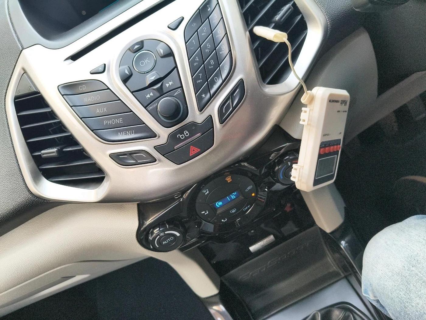 2014 Ford Ecosport TITANIUM 1.0L ECOBOOST, Petrol, Manual, 55,670 km, interior