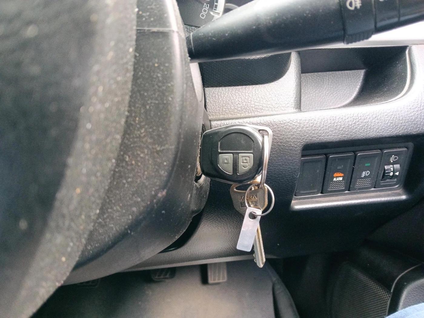2011 Maruti Swift ZXI, Petrol, Manual, 97,804 km, interior