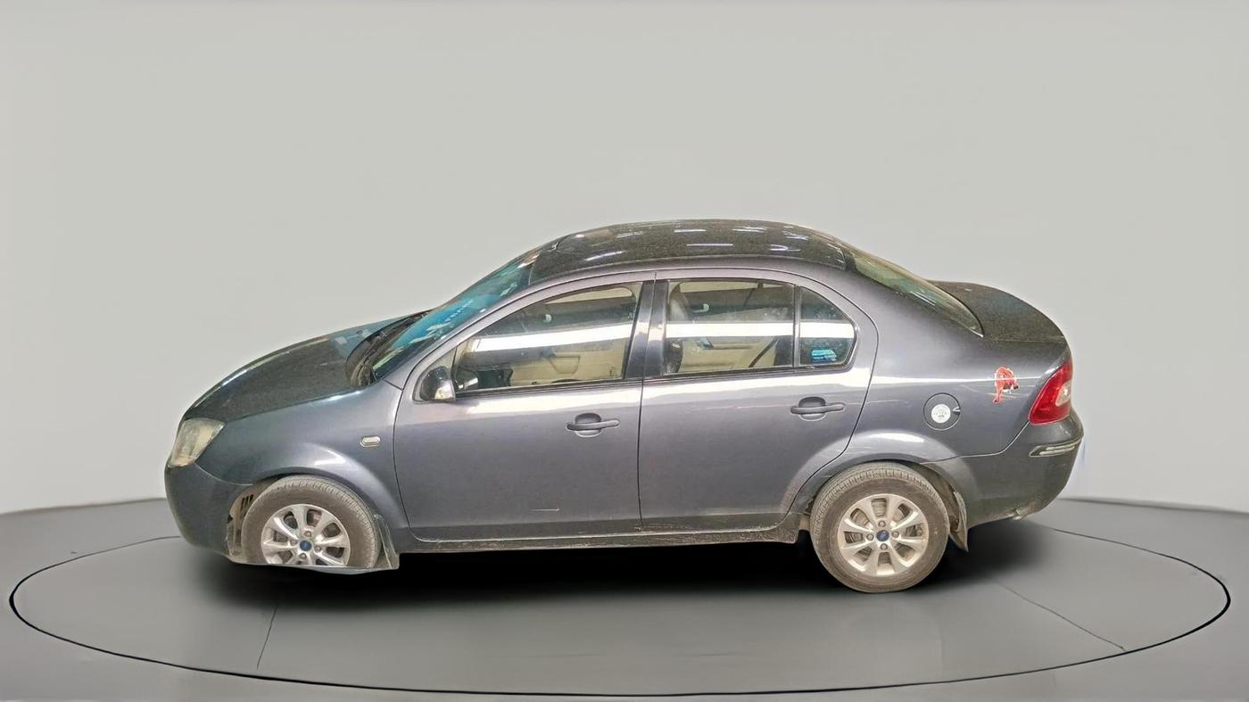 2014 Ford Classic 1.6 DURATEC TITANIUM, Petrol, Manual, 1,08,094 km, exterior