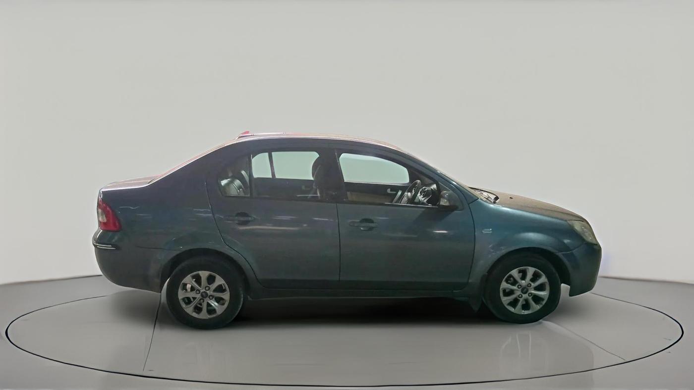 2014 Ford Classic 1.6 DURATEC TITANIUM, Petrol, Manual, 1,08,094 km, exterior